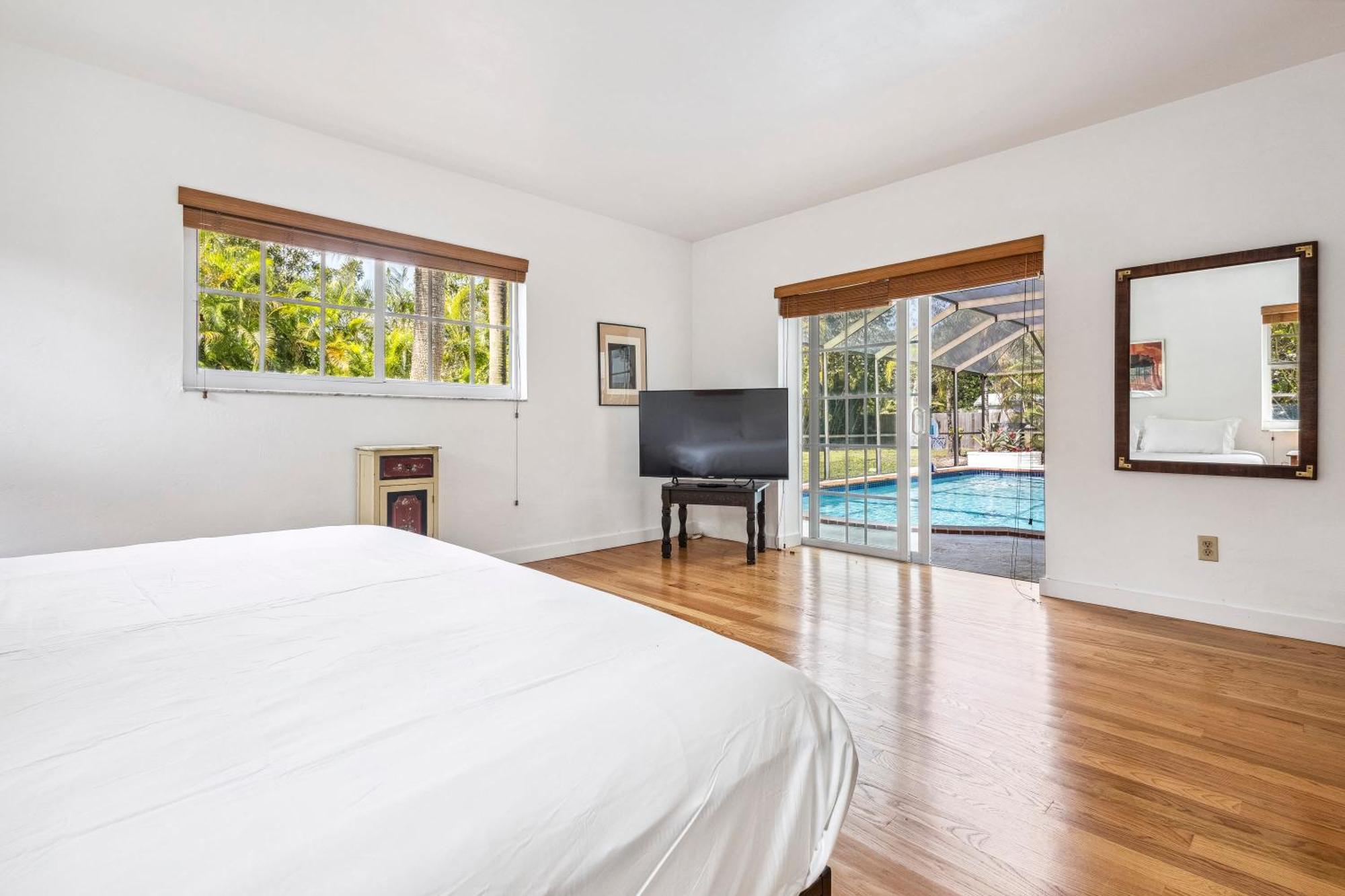 Tranquil Heirloom Hideaway Pool In South Casa vacanze *