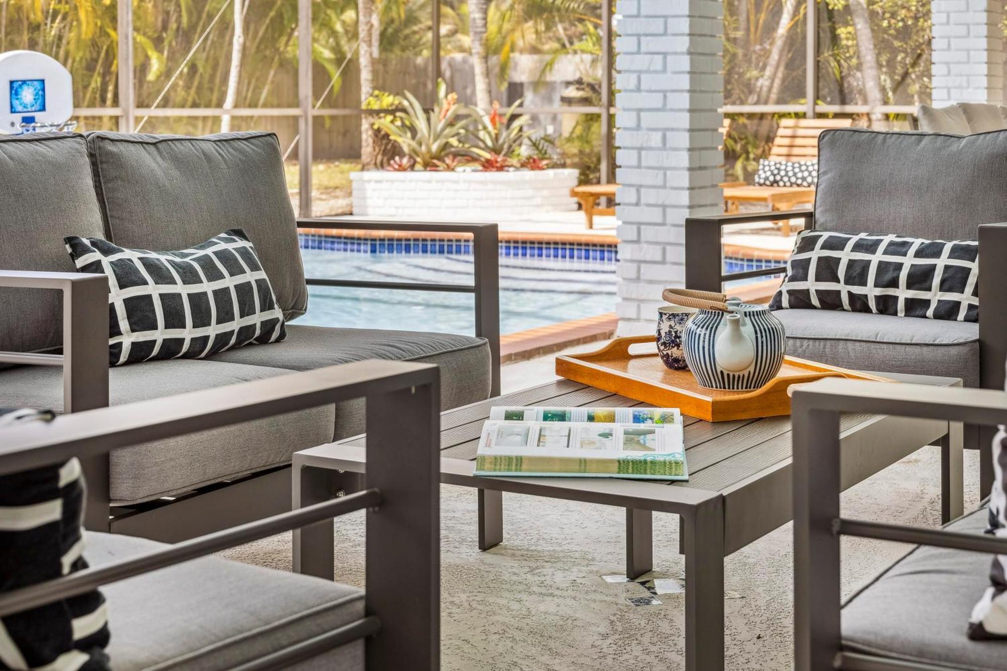 Tranquil Heirloom Hideaway Pool In South Casa vacanze